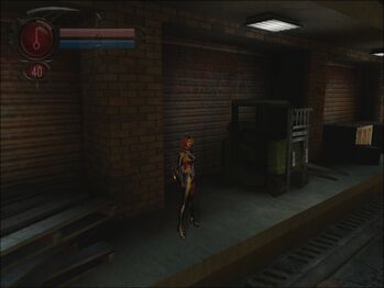 The green forklift, this time fitted with an overhead guard[1]