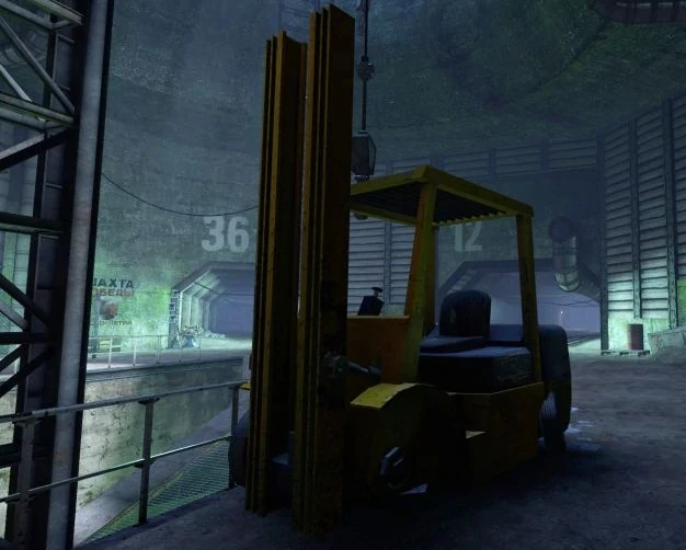 File:Halflife2 Forklift model01.webp