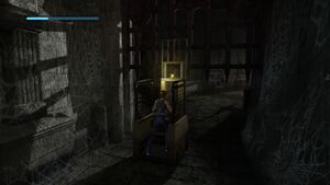 Tomb raider legend forklift 02.jpg